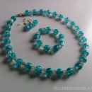 Komplet biżuterii z koralików w kolorze niebieskim crackle